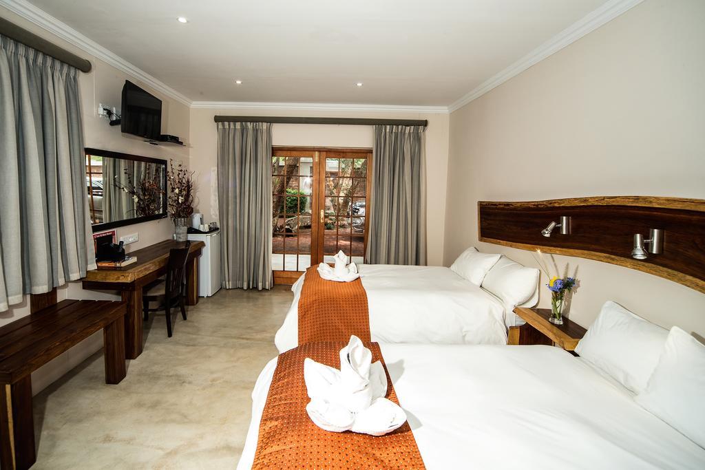 Casa Forno Country Hotel Otjiwarongo Exterior photo