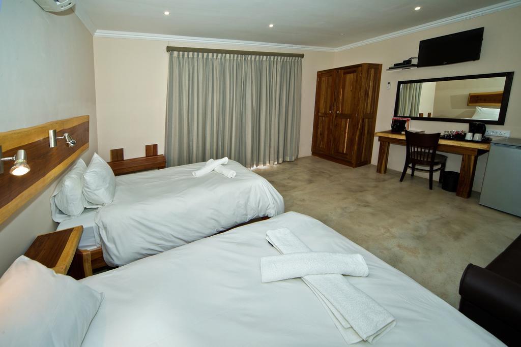 Casa Forno Country Hotel Otjiwarongo Exterior photo