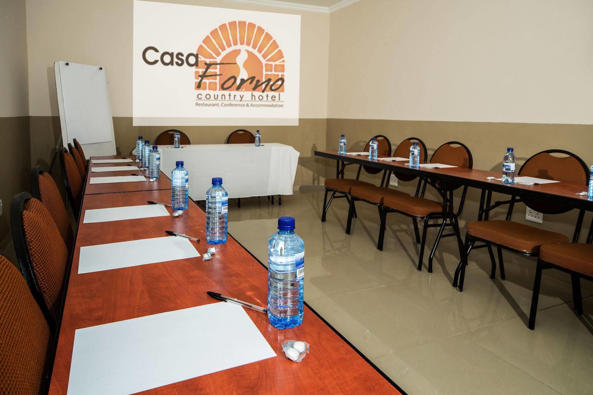 Casa Forno Country Hotel Otjiwarongo Exterior photo